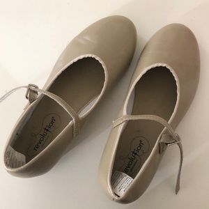 Revolution Tap Shoes Size 8.5